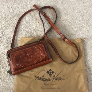 NWOT-Patricia Nash Crossbody Purse